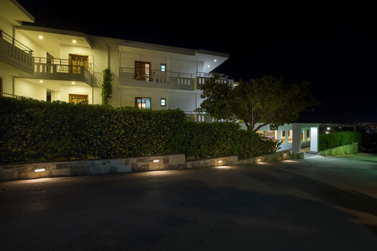 Varouxakis Hotel Platanias  Bagian luar foto