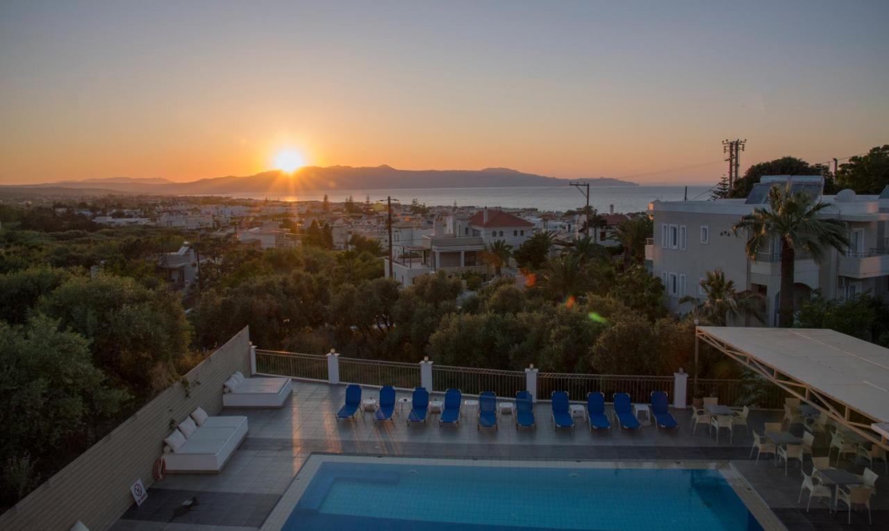 Varouxakis Hotel Platanias  Bagian luar foto