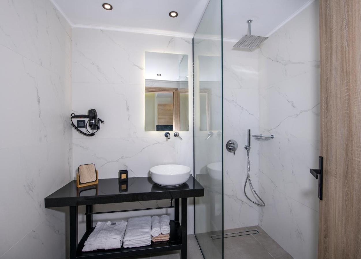 Varouxakis Hotel Platanias  Bagian luar foto